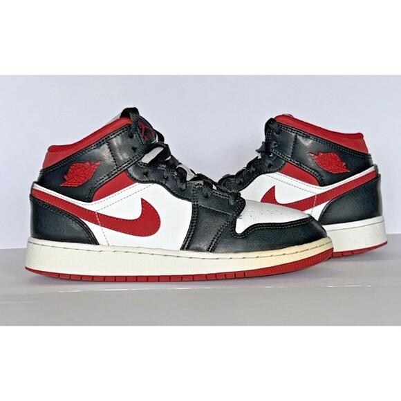 Nike Air Jordan 1 Mid Gym 4.5Y White Black Red Womens 6 - Picture 1 of 16